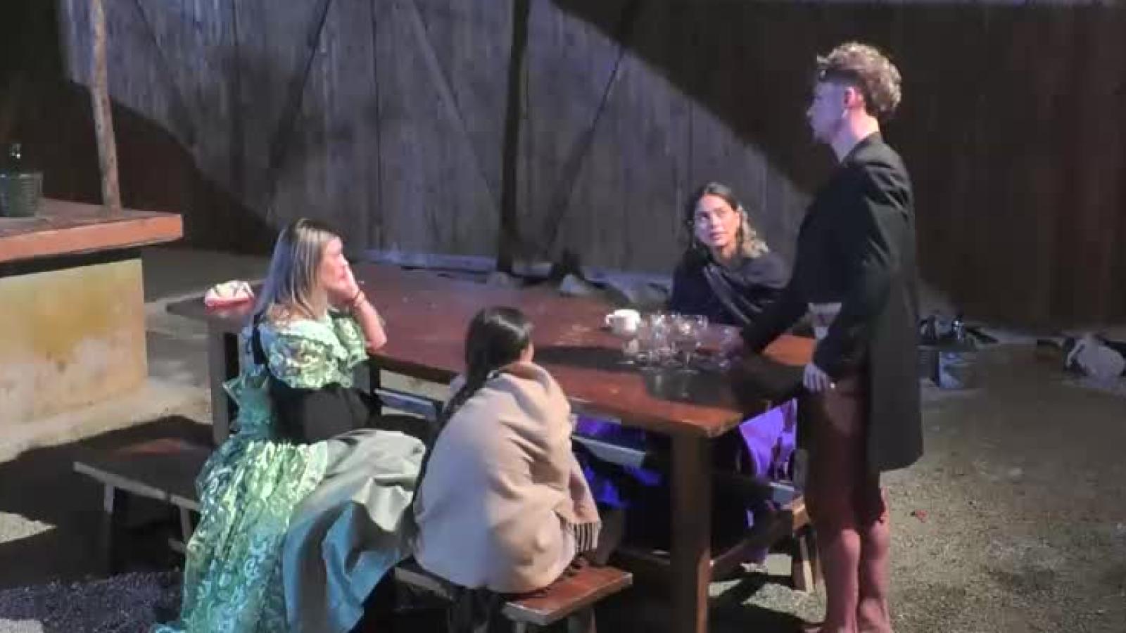 Rai parece tener una buena idea ante las constantes peleas entre Luis y Fabio.