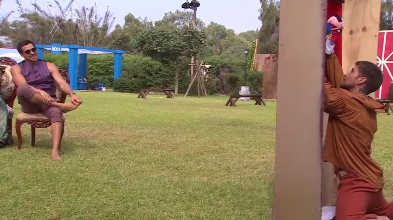 El momento del divertido montaje