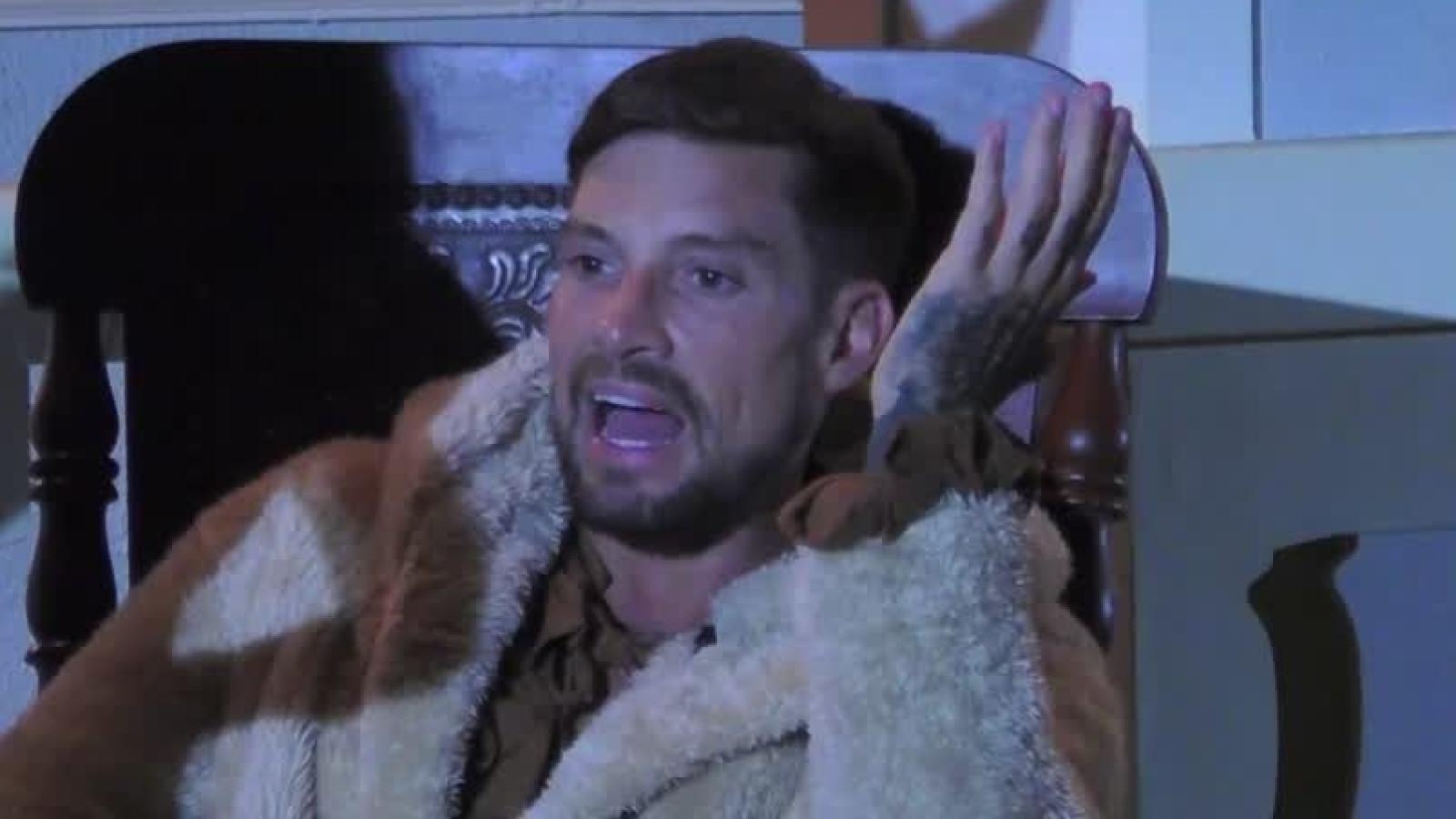 Luis Mateucci furioso con Gala por su expulsión de la fiesta de Ganar o Servir.