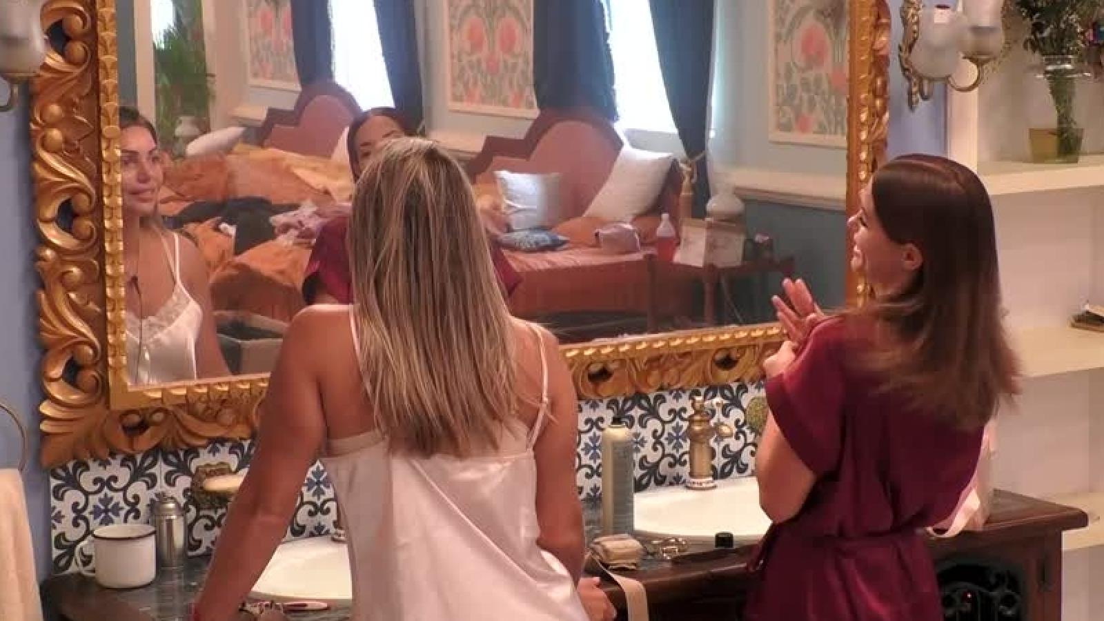 La conversación entre Gala y Faloon en Ganar o Servir.