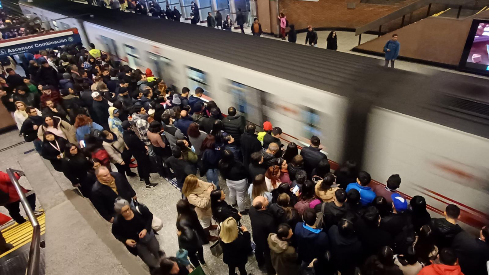 Metro de Santiago en el 18 de septiembre