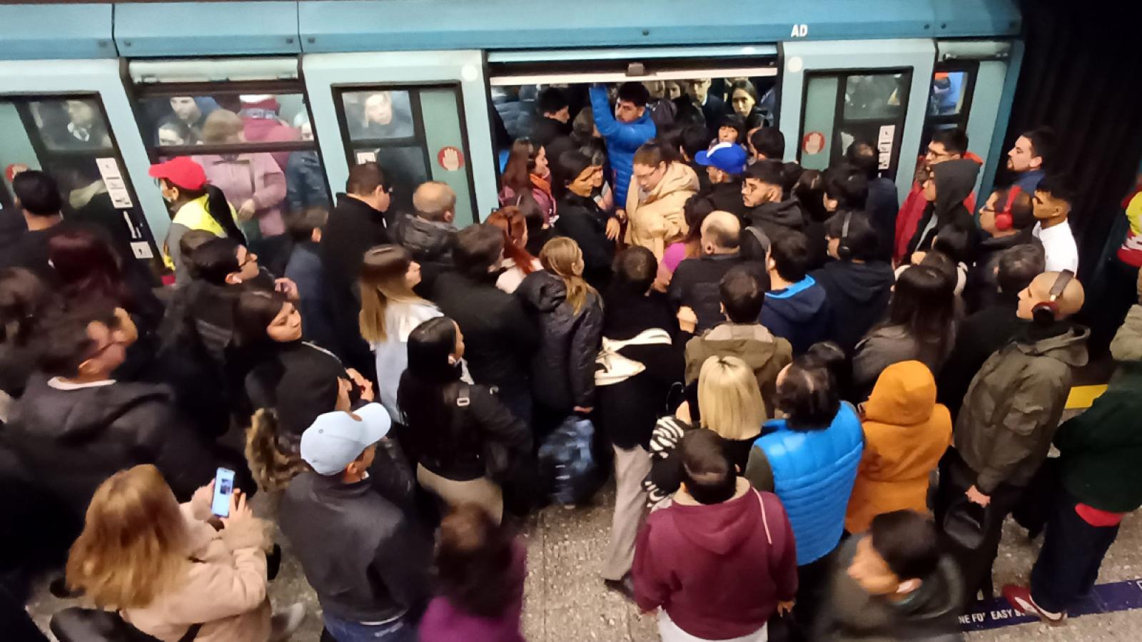  Horario del Metro de Santiago este 19 de septiembre - Aton 