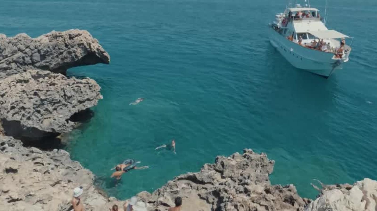 Siempre hay un chileno