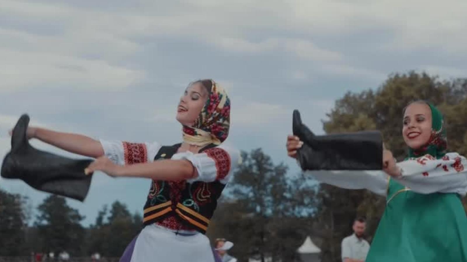 Siempre hay un chileno