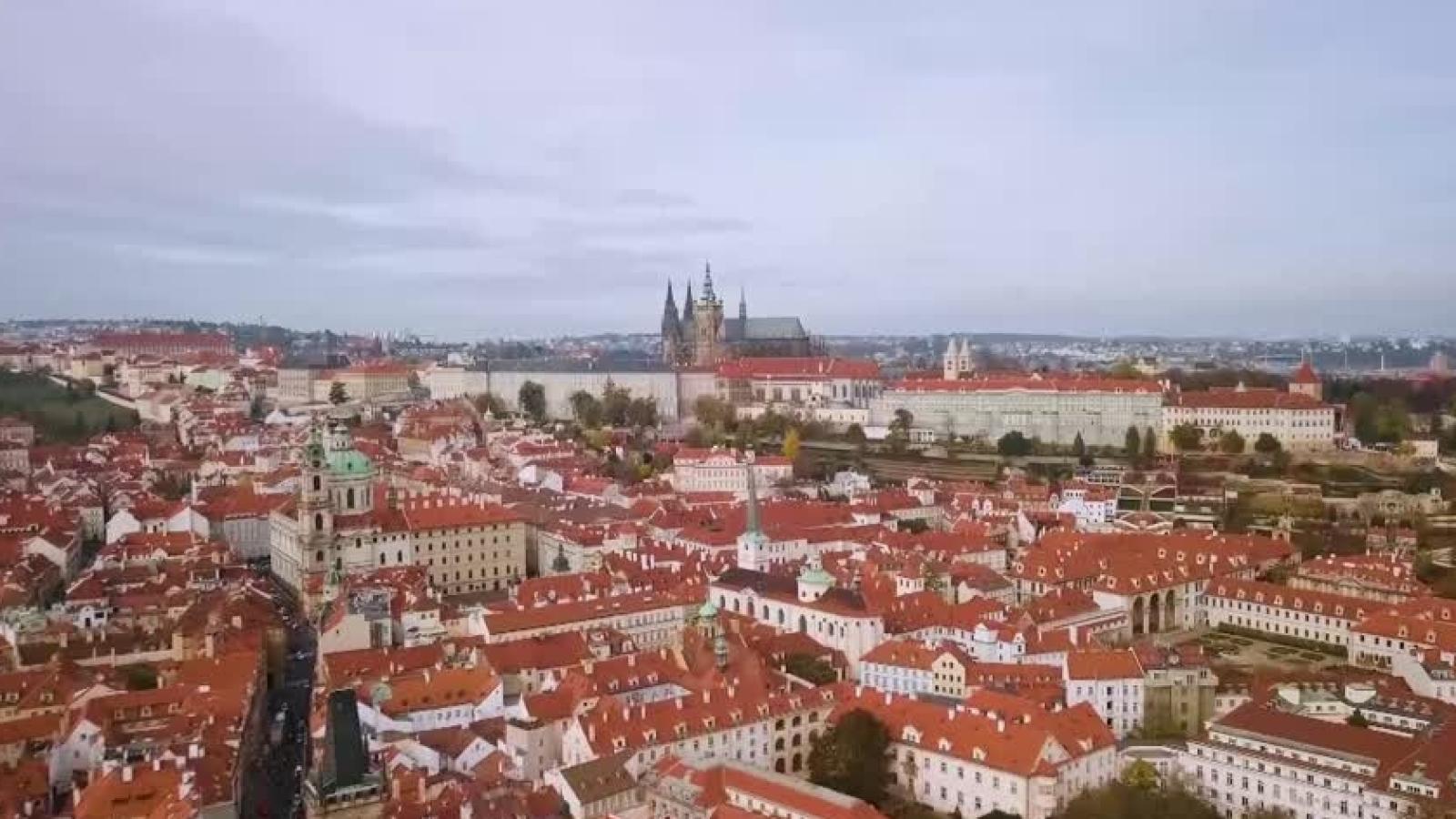 Siempre hay un chileno