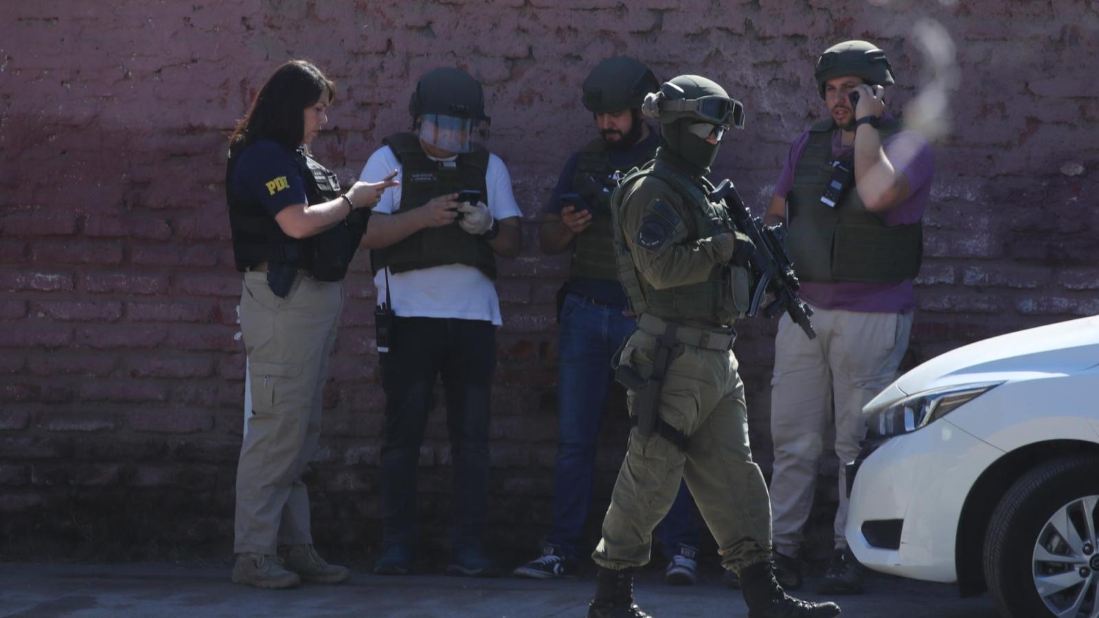 Balacera en la población Santa Julia de Macul dos muertos y un herido de bala
