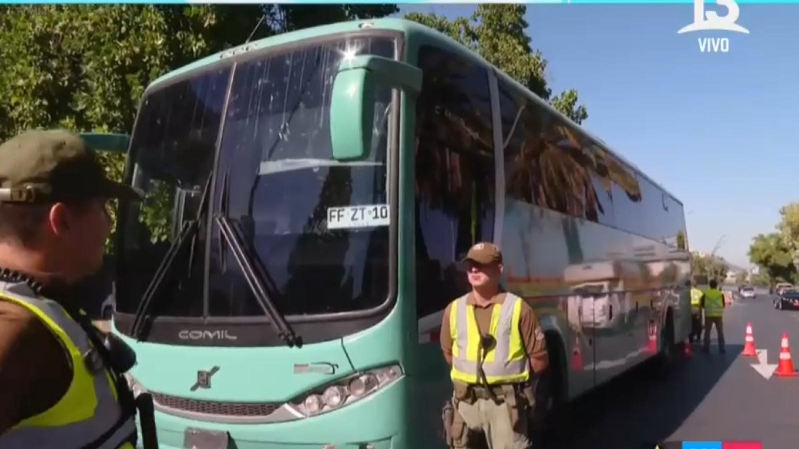 Retiran de circulación bus que transportaba a 30 niños: conductor no tenía licencia de conducir