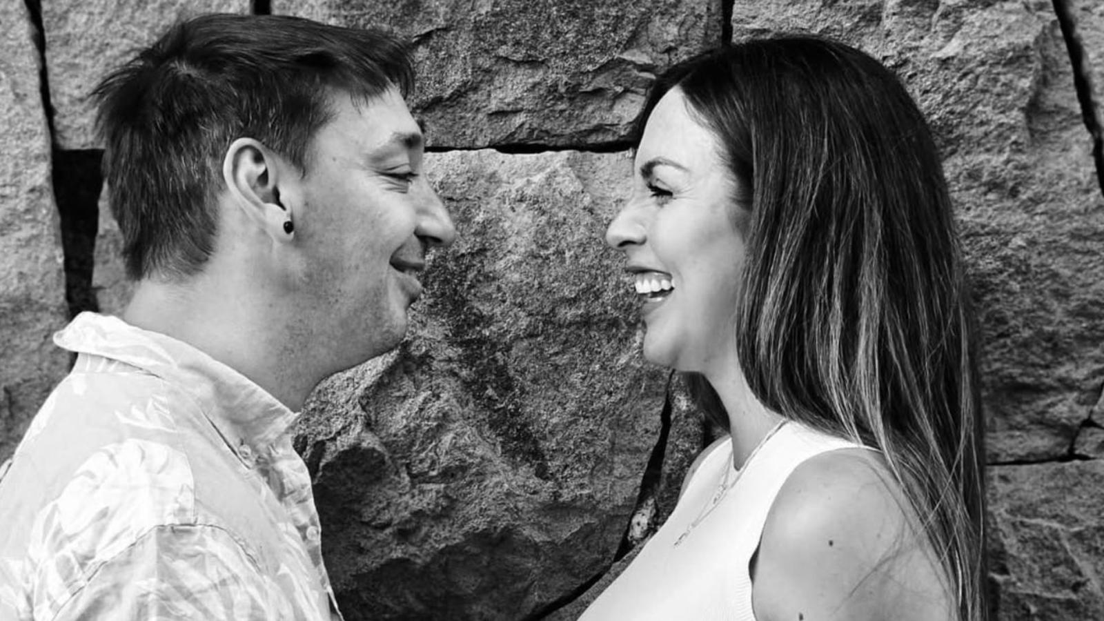 Karina León, pareja de Rodrigo Gallina, anuncia el nacimiento de su hija Martina