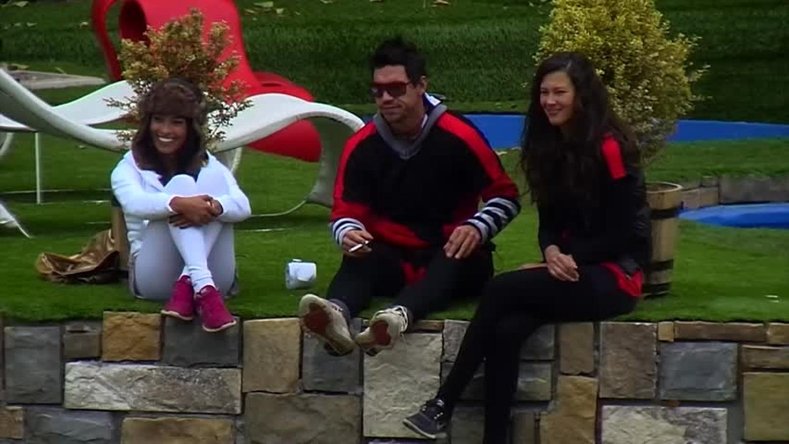 Mundos Opuestos 2