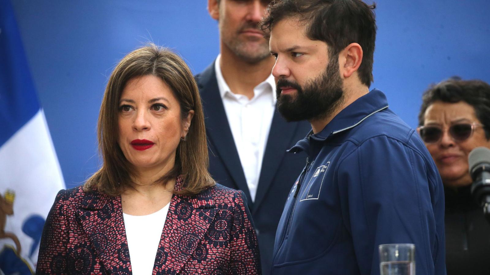 Paulina Bobadilla, alcaldesa de Quilicura, y el Presidente Gabriel Boric - Créditos: ATON