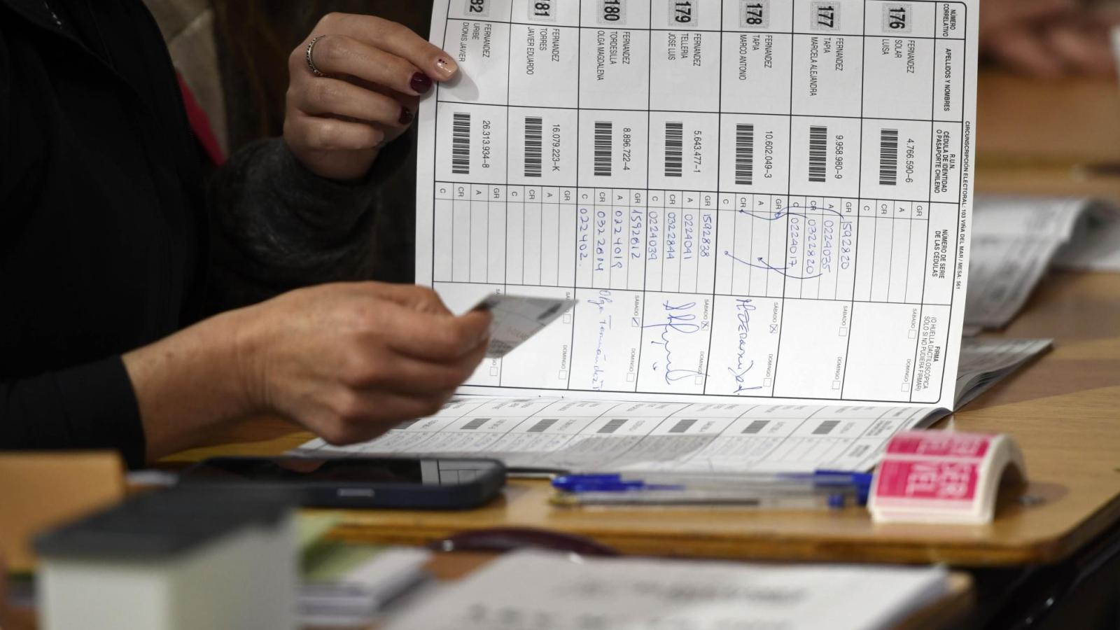 Vocal de mesa - Agencia Uno