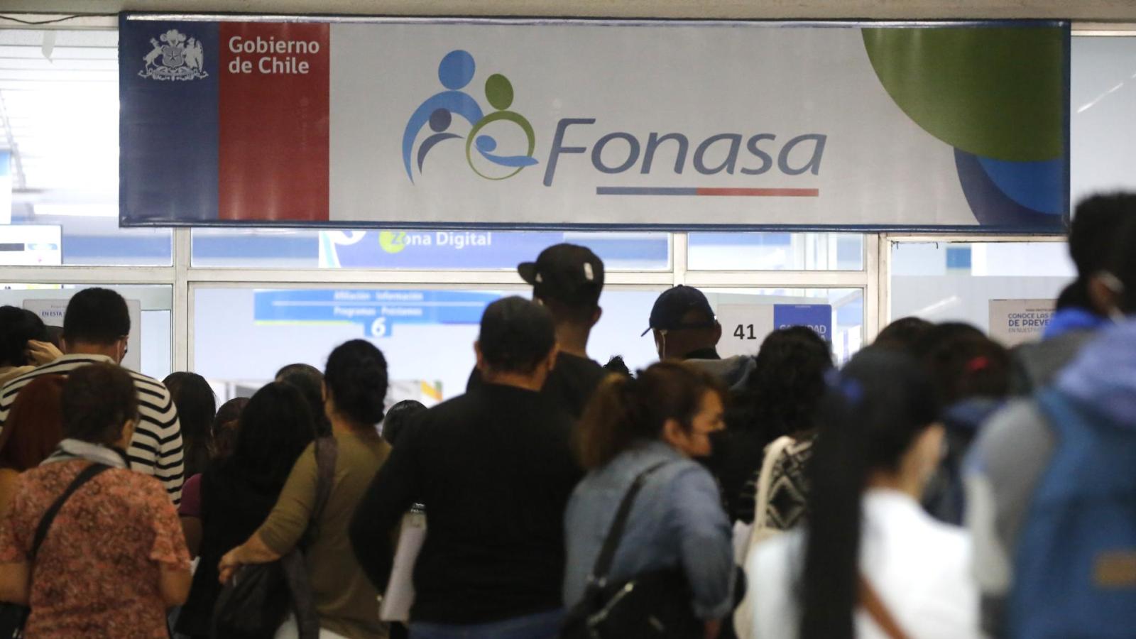 Protege la Salud de tu Familia: Guía Completa para Incorporar a Fonasa y Entender las Cargas Legales