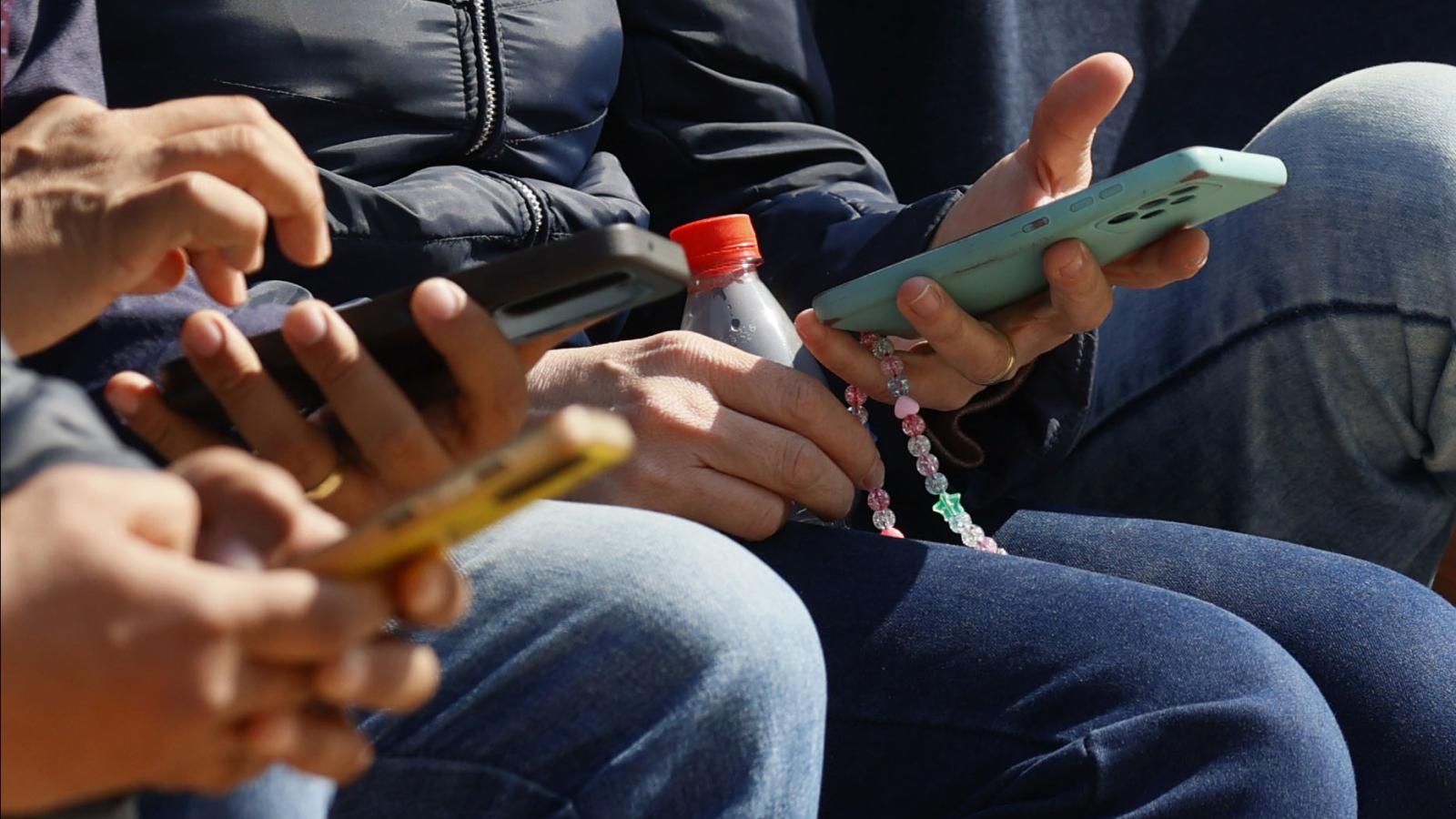 ¿Cómo activar el roaming de emergencia? - Aton