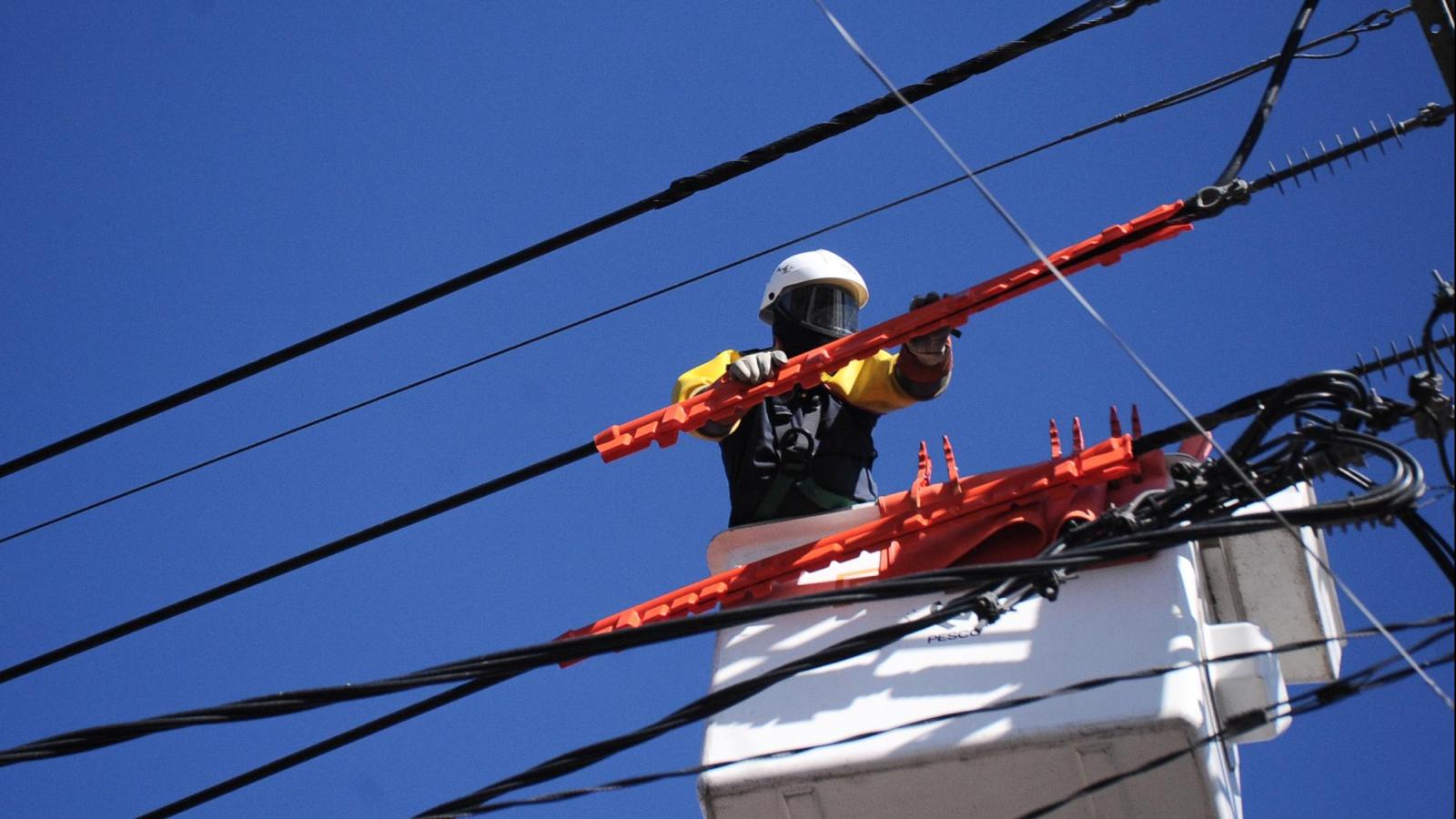 Corte de luz afectará a 14 comunas - Agencia Uno