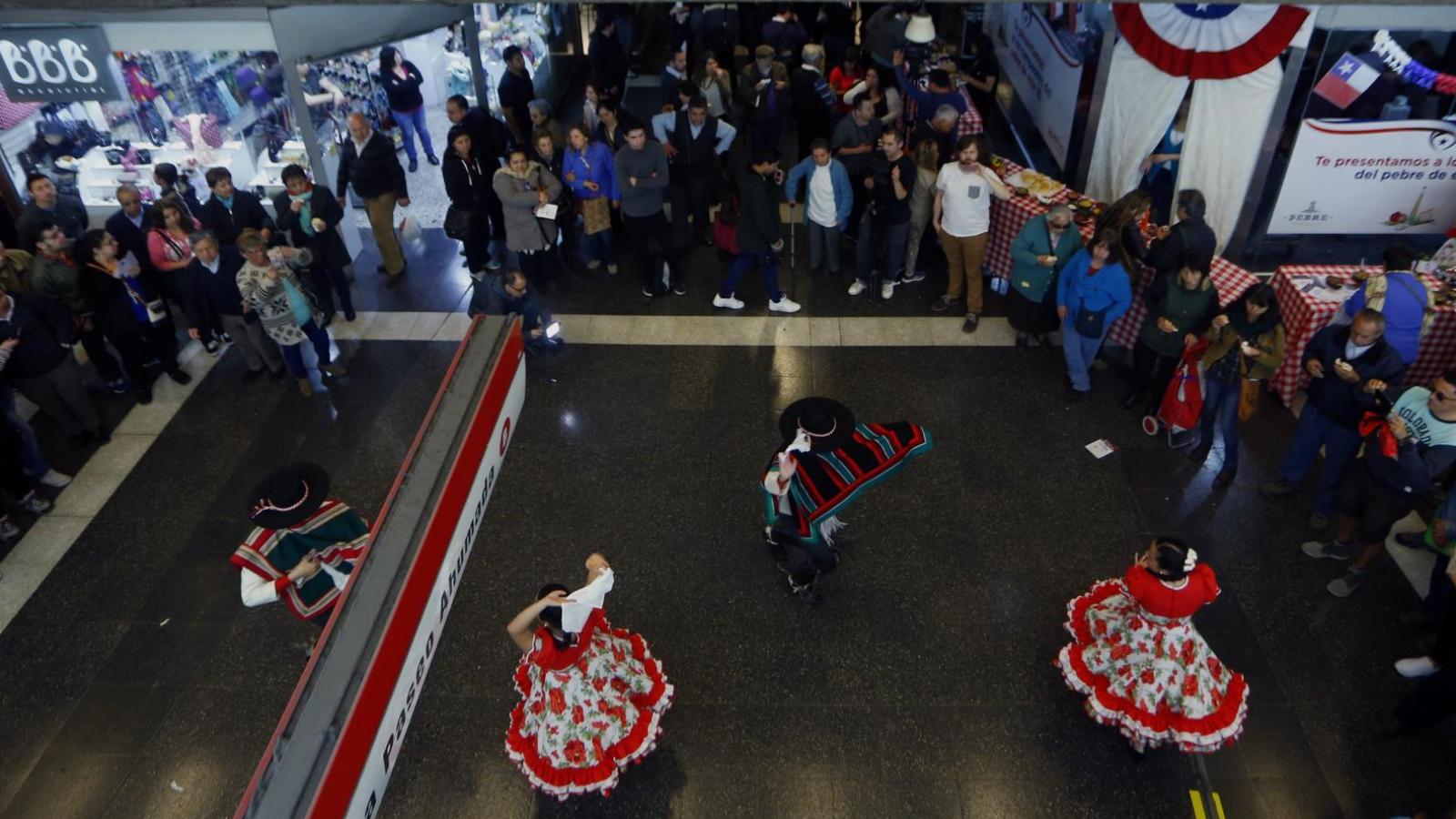 Así funcionará el Metro en Fiestas Patrias - Agencia Uno