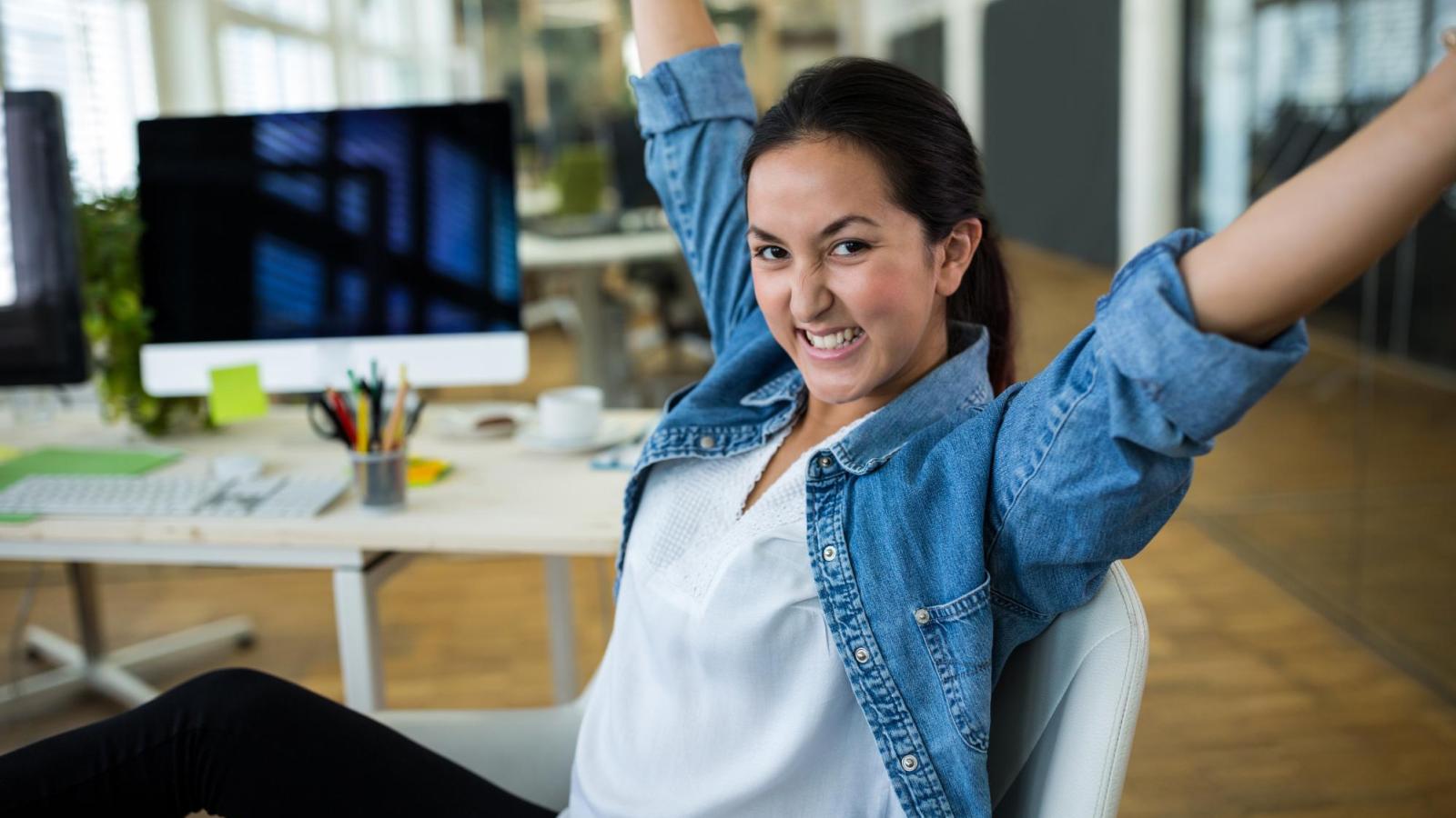 Bono al Trabajo de la Mujer - Freepik