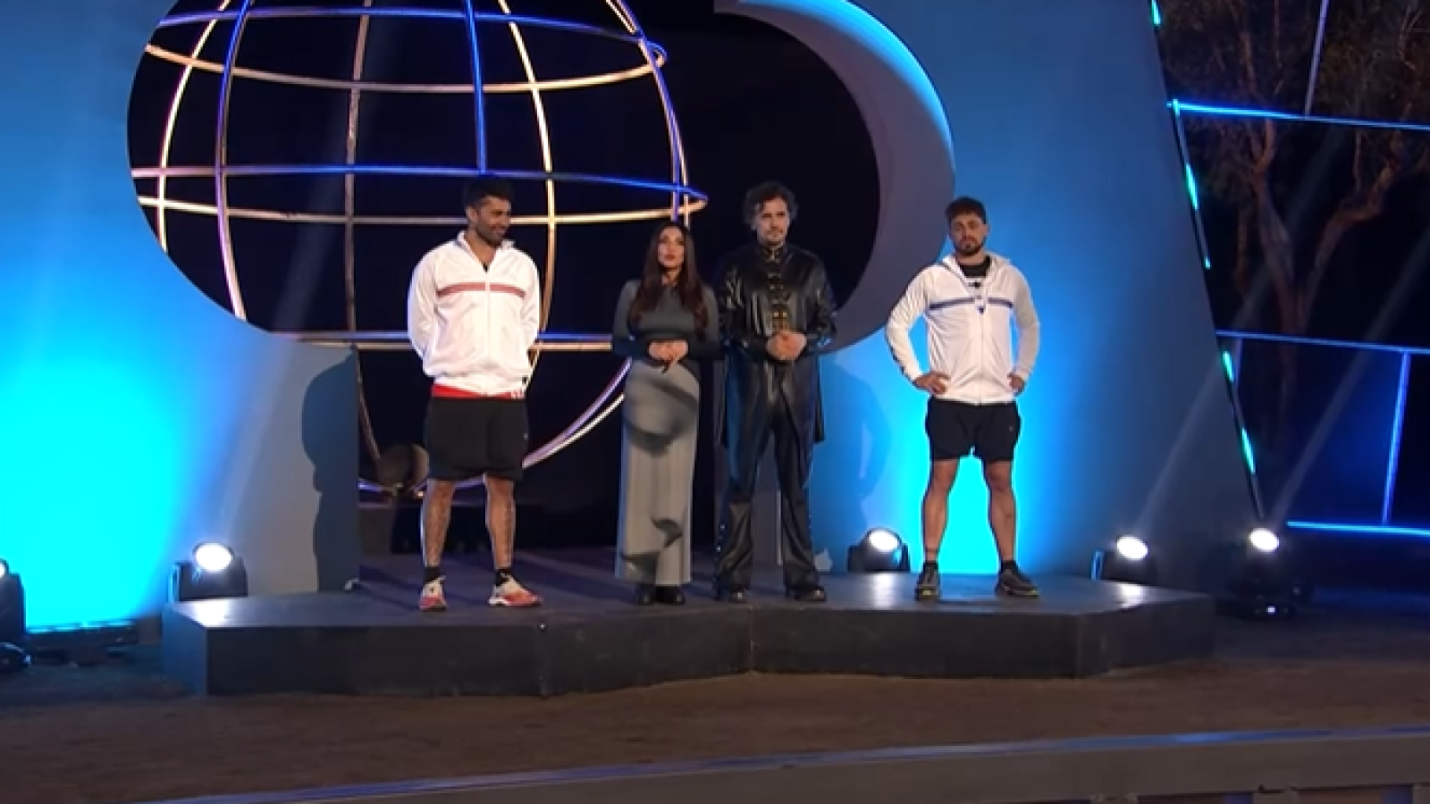 Canal 13 - Mundos Opuestos