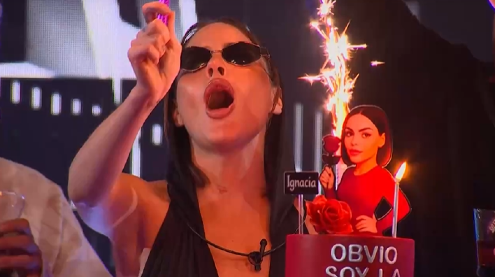 Canal 13 - Mundos Opuestos