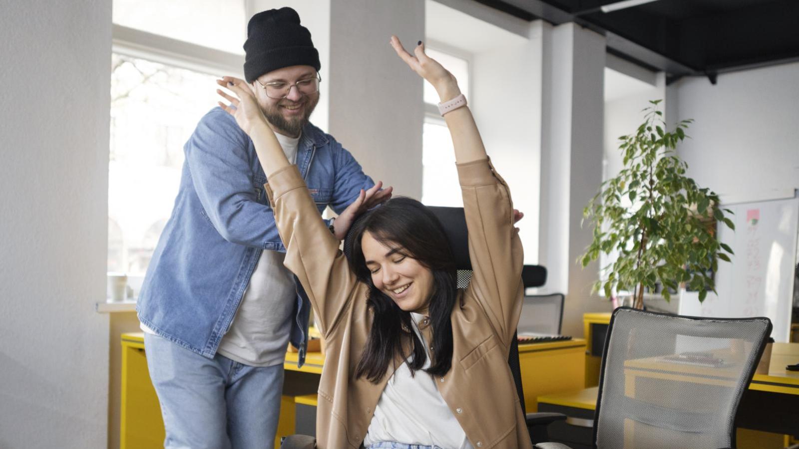 Subsidio al Empleo Joven - Freepik