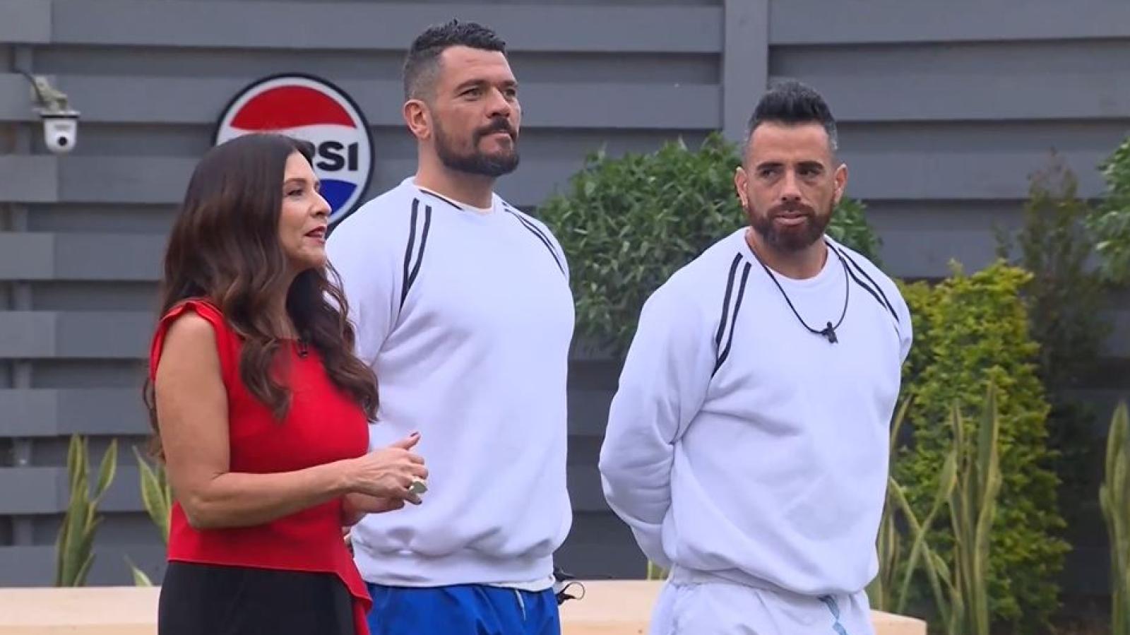 Mundos Opuestos