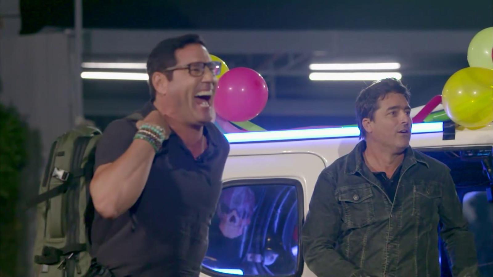 Canal 13 - Mundos Opuestos