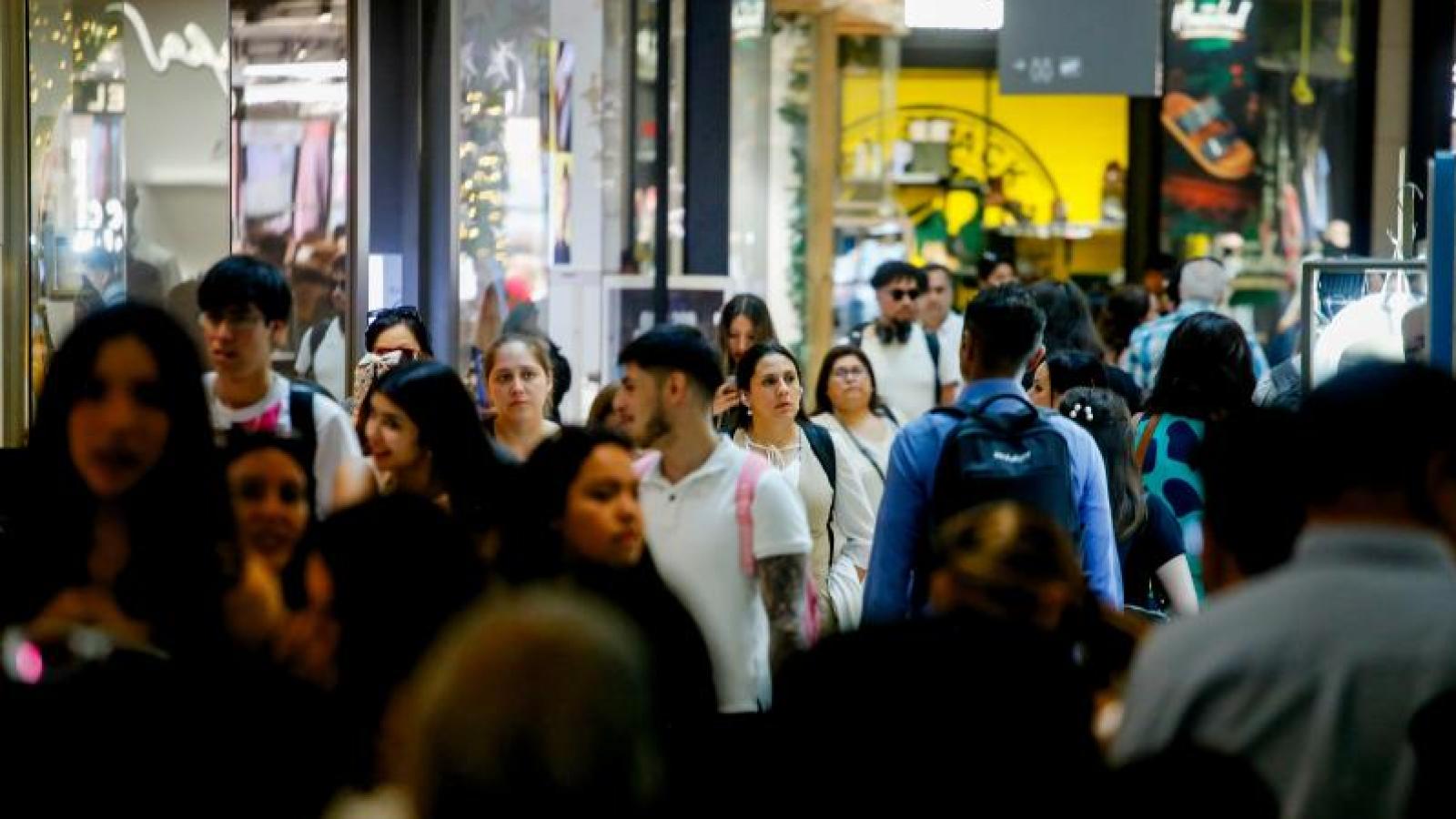 Revisa los horarios de cierre de los distintos malls este 31 de diciembre - Agencia Uno