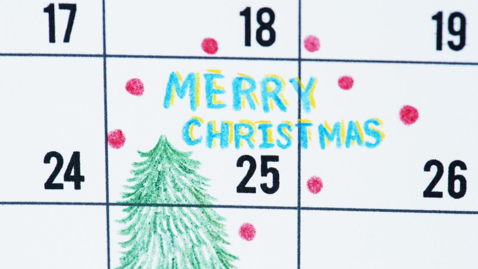 Revisa qué día cae el último feriado del año - Freepik