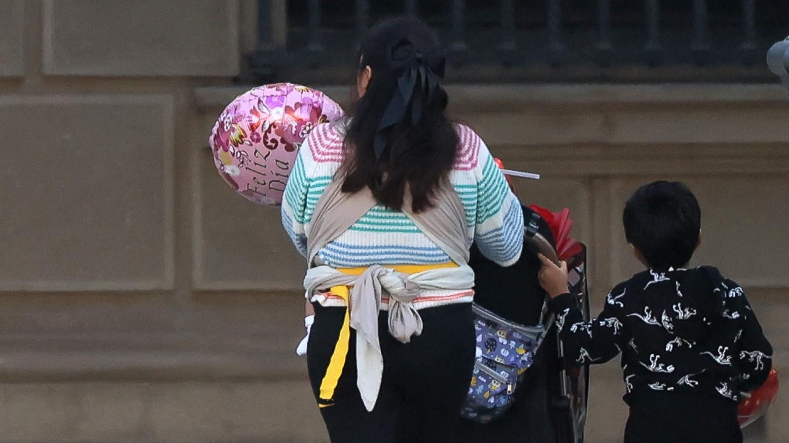 Revisa todos los bonos para madres este 2026 - Aton