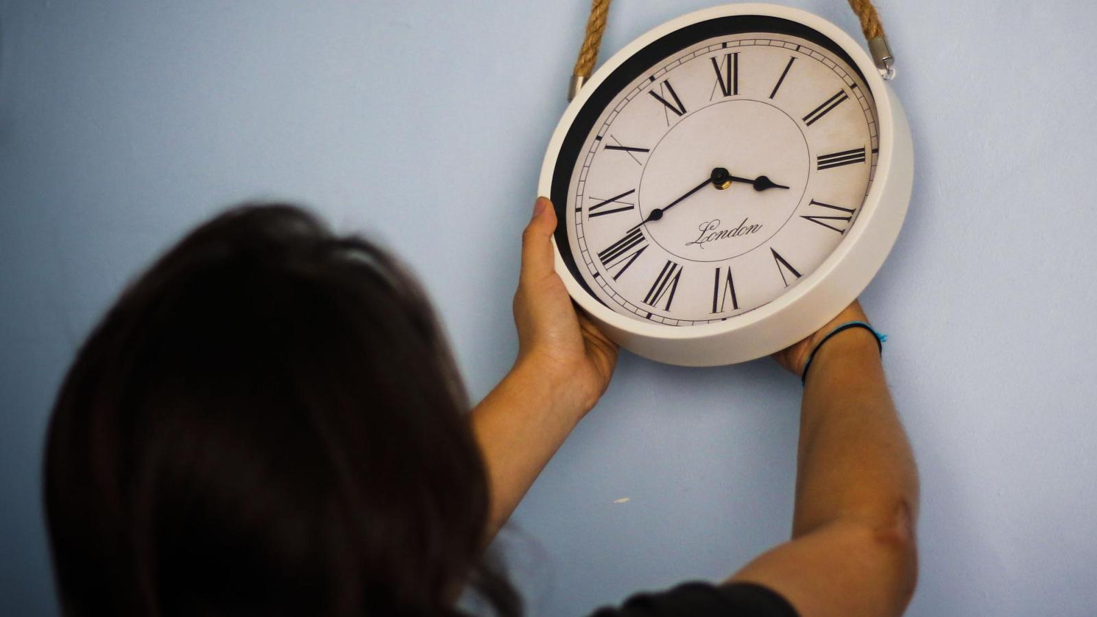 Repasa cuándo empieza el horario de invierno - Agencia Uno