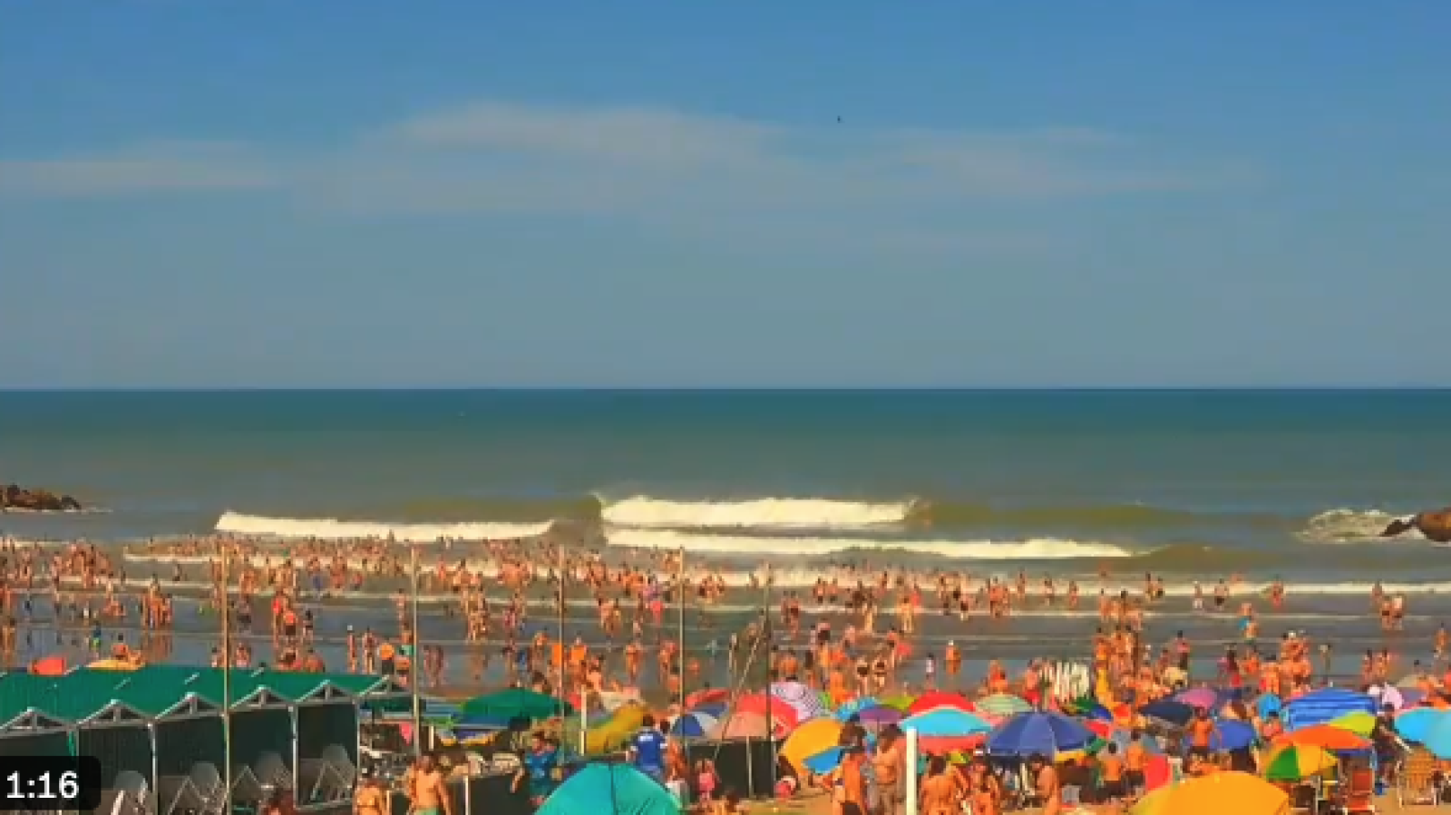 Una ola gigante golpeó algunas playas argentinas/X