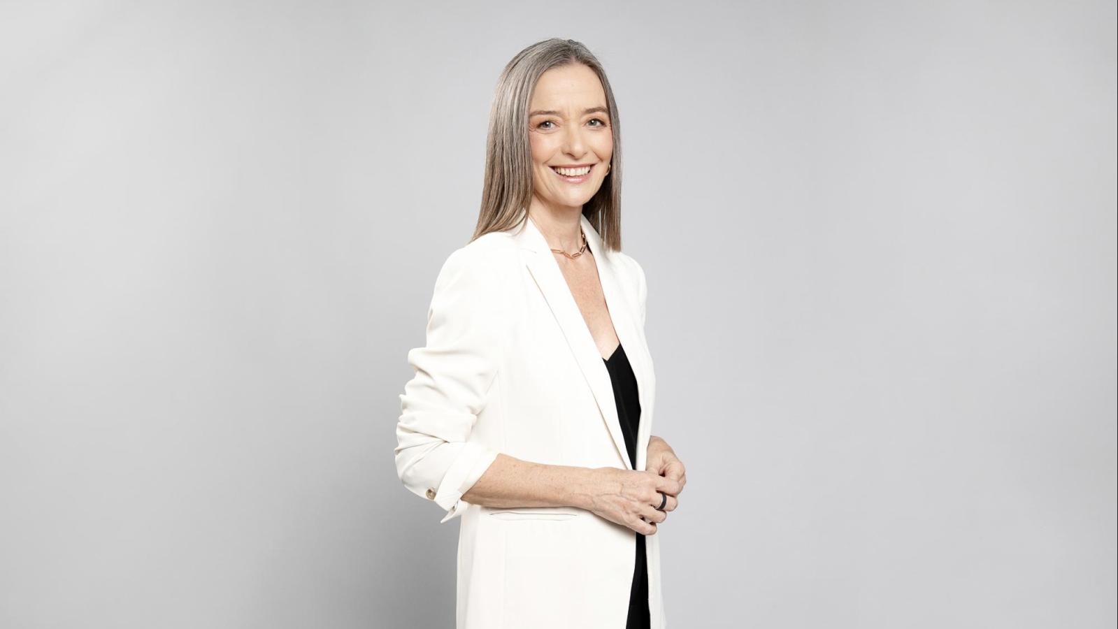 Consuelo Saavedra llega al 13