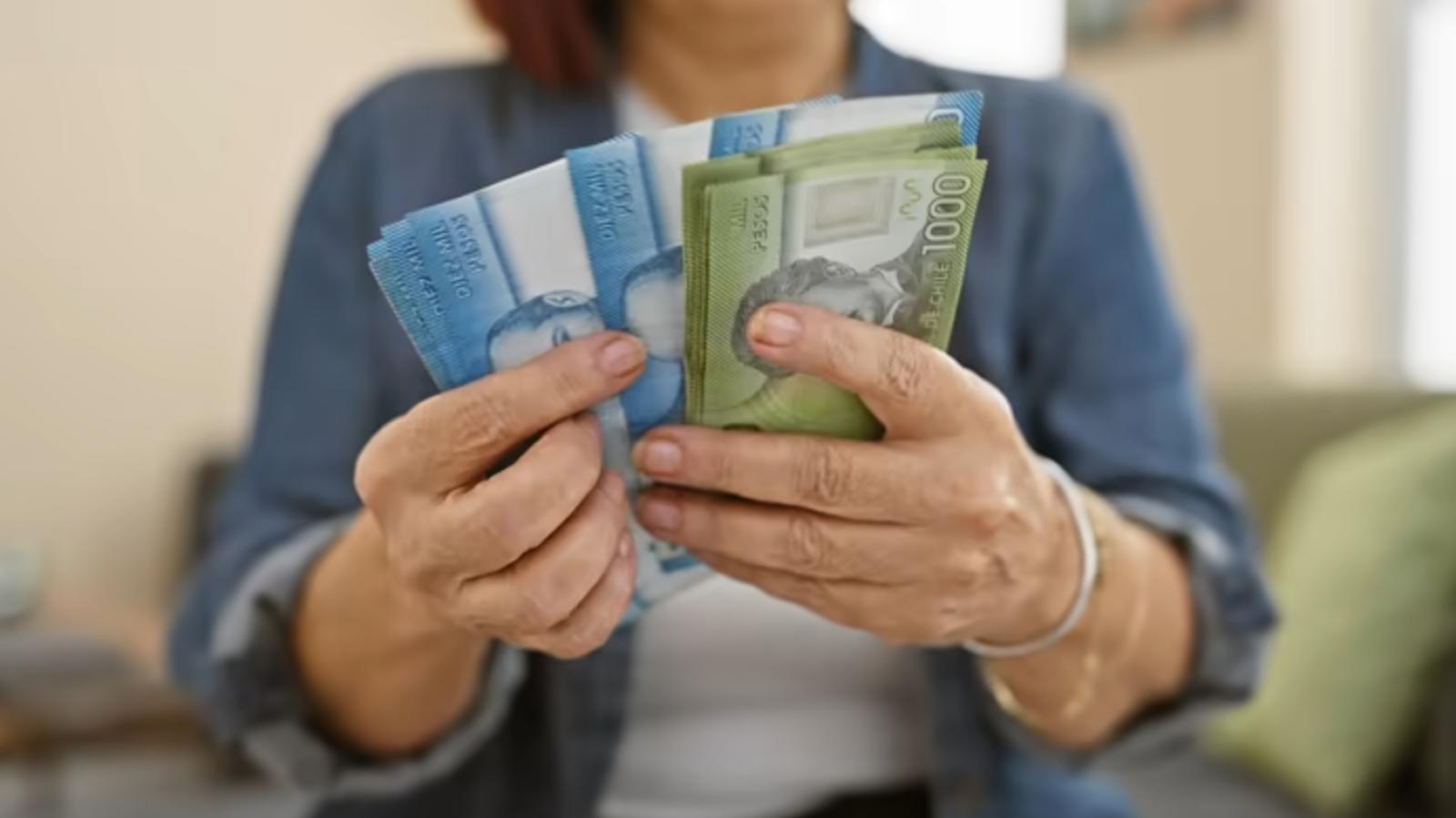 Revisa con tu RUT si recibes $456.792 del Bono Dueña de Casa 2026