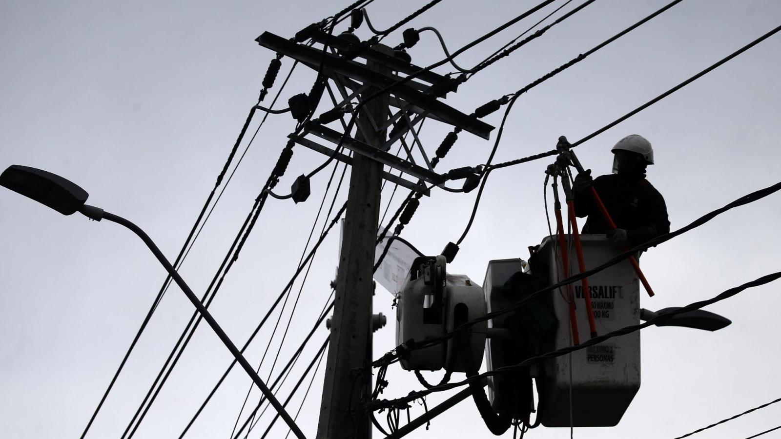 orte de luz en ocho comunas de la RM este martes 10 de febrero