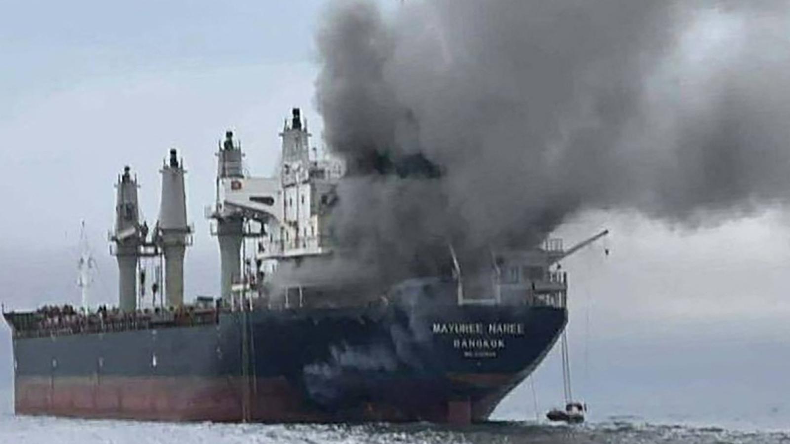 Irán no da tregua y ataca a toda embarcación que intente cruzar el Estrecho de Ormuz/AFP