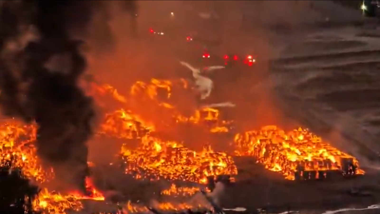 Incendio en papelera Puente Alto - Captura X