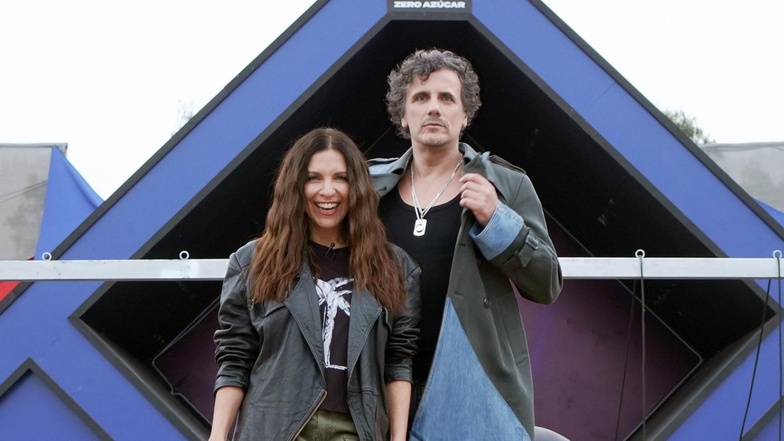 Sergio Lagos y Karla Constant, conductores de "Mundos Opuestos"