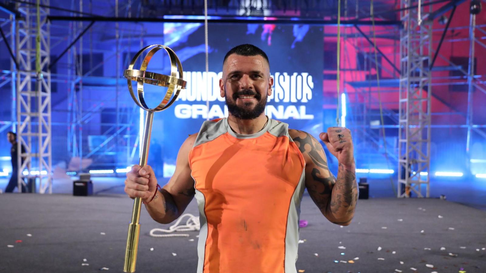 Mundos Opuestos | Capítulo 204: La gran final