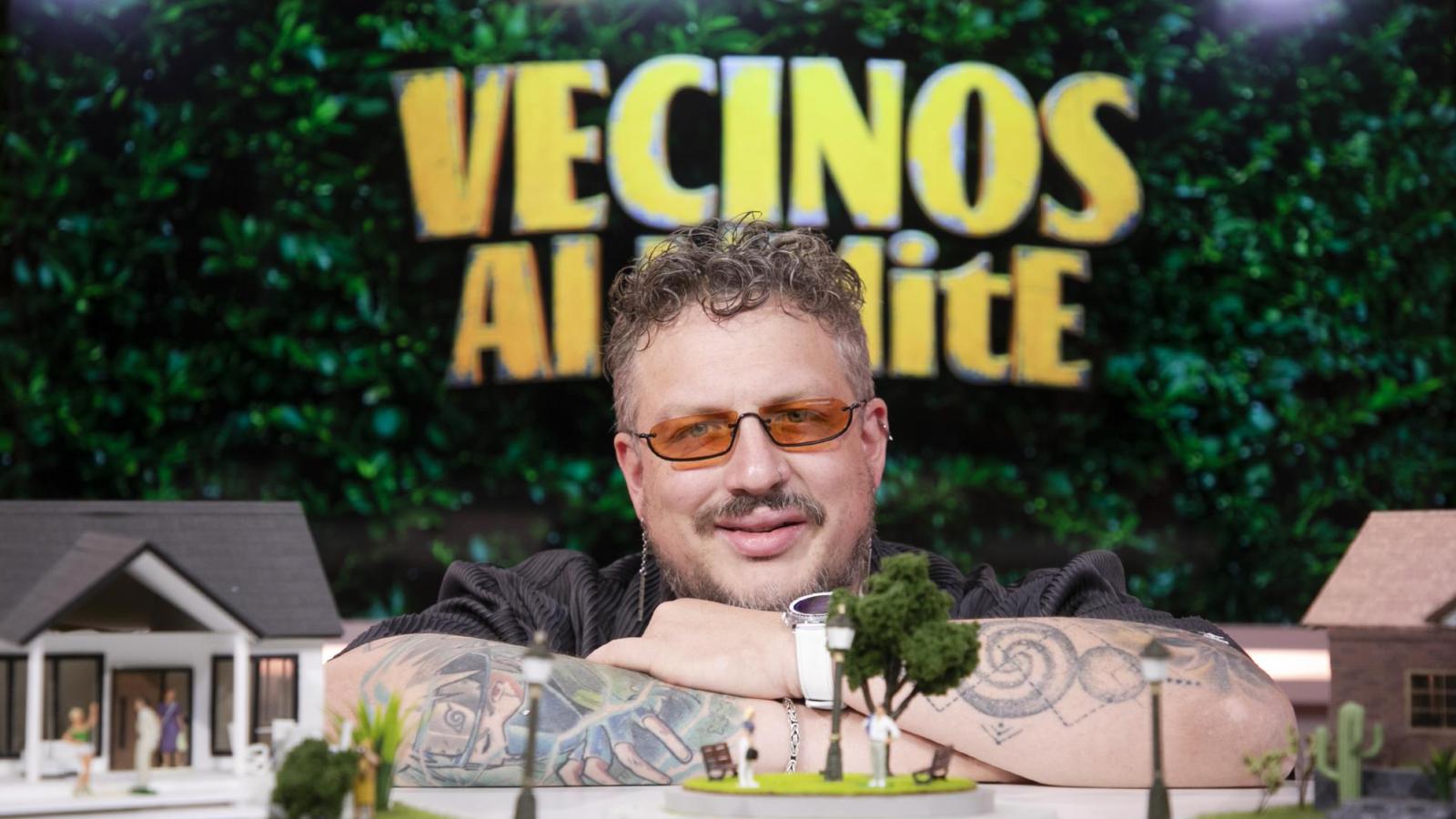 Tomás Leiva - Vecinos al límite