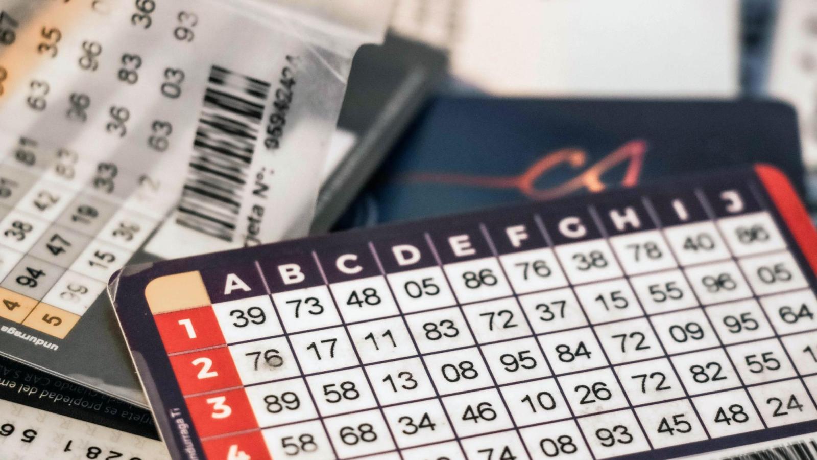 Fin a la tarjeta de transferencias - Agencia Uno. 