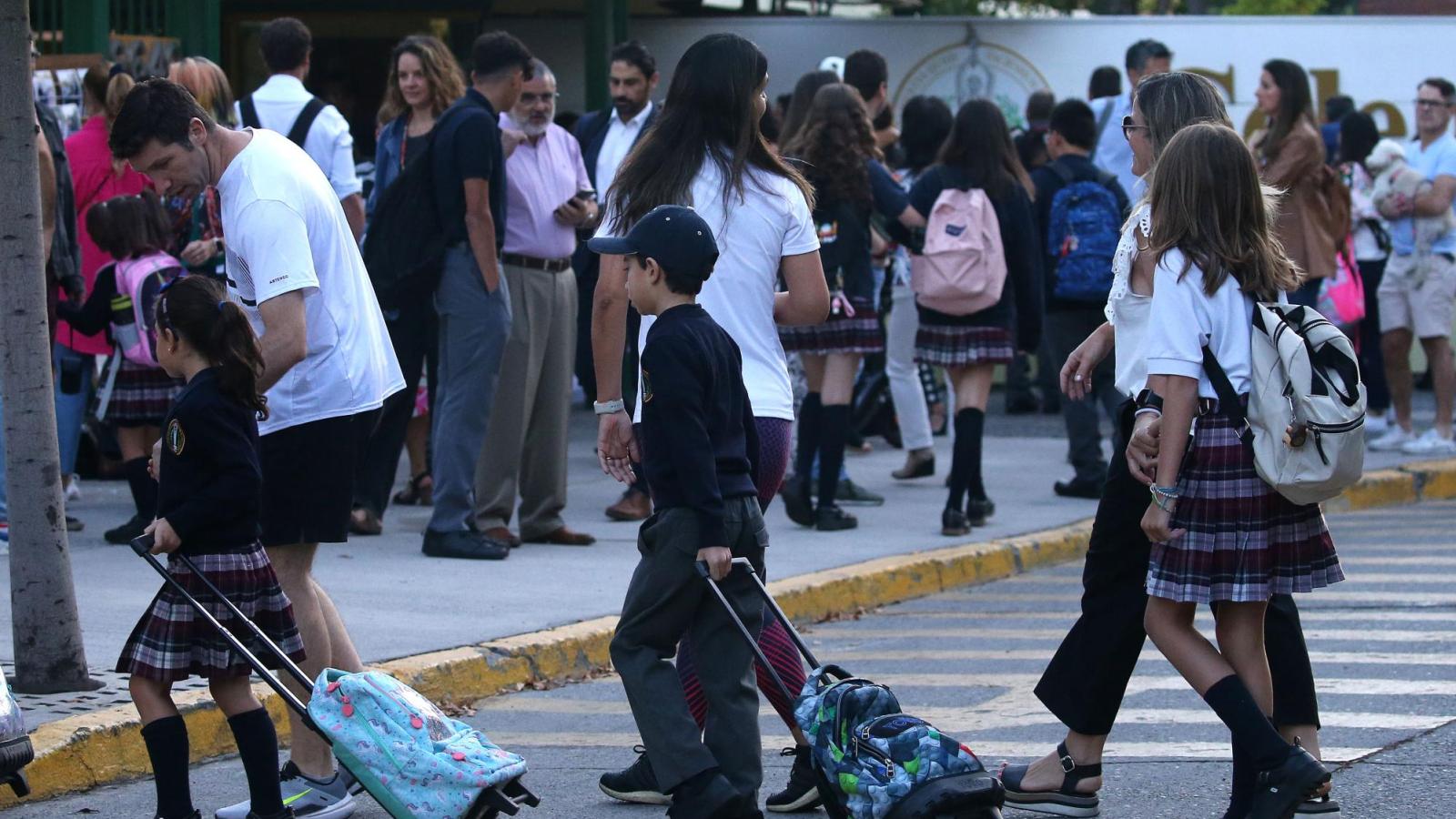 Bono por Deber Asistencia Escolar - Aton.