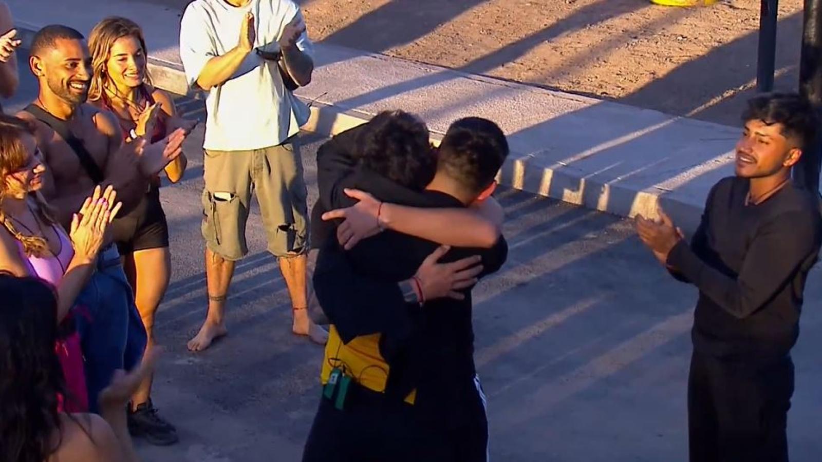 Kanela reingresa a "Vecinos al límite"