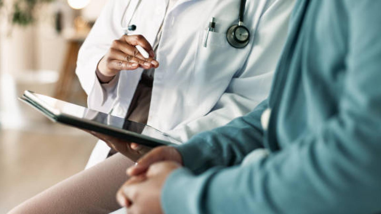 Revisa cómo acceder a exámenes preventivos y de laboratorio GRATIS en Chile