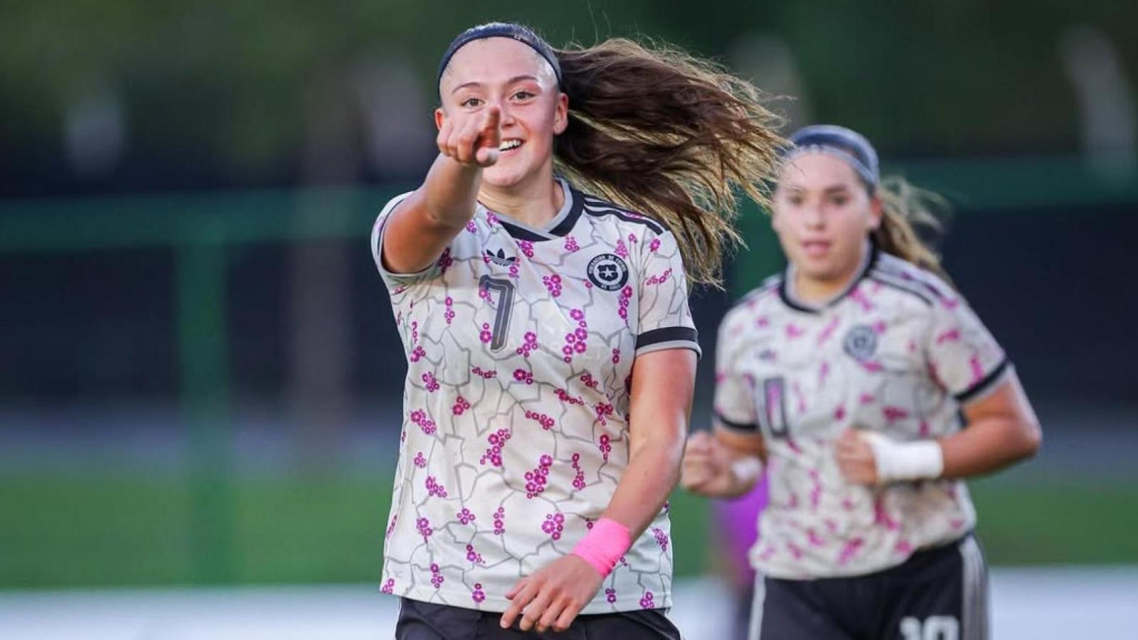 La Roja Femenina Sub 17 por el 13