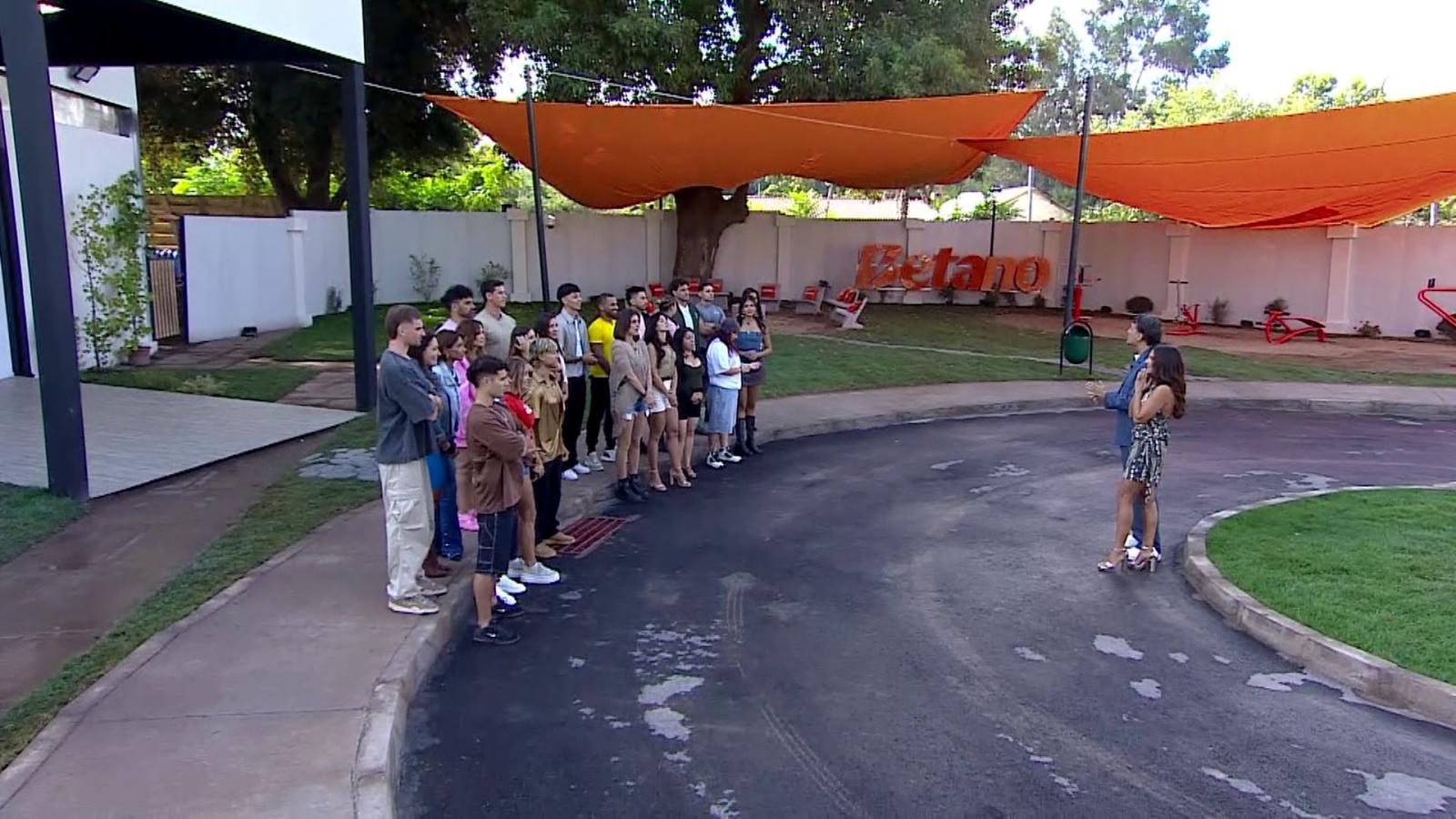 Canal 13 - Vecinos al límite