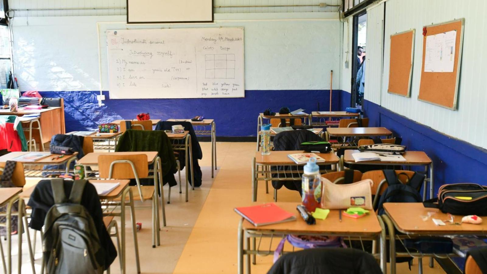 Agencia uno - Suspenden las clases para este lunes en tres zonas del país por sistema frontal