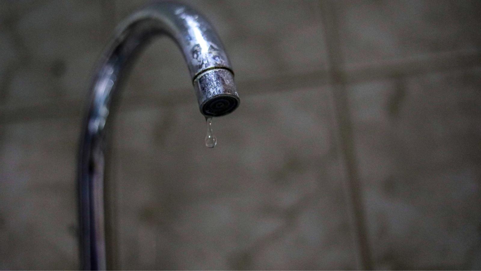 Corte de agua de la Región Metropolitana - Créditos: Agencia Uno