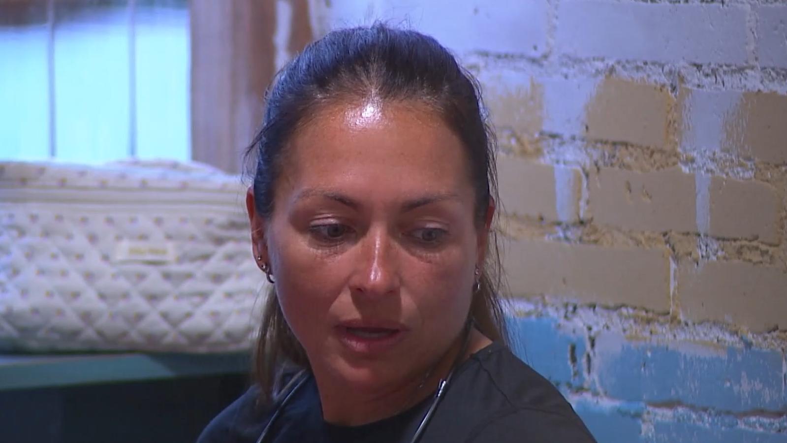 Paula busca tomar distancia de Camilo / Canal 13