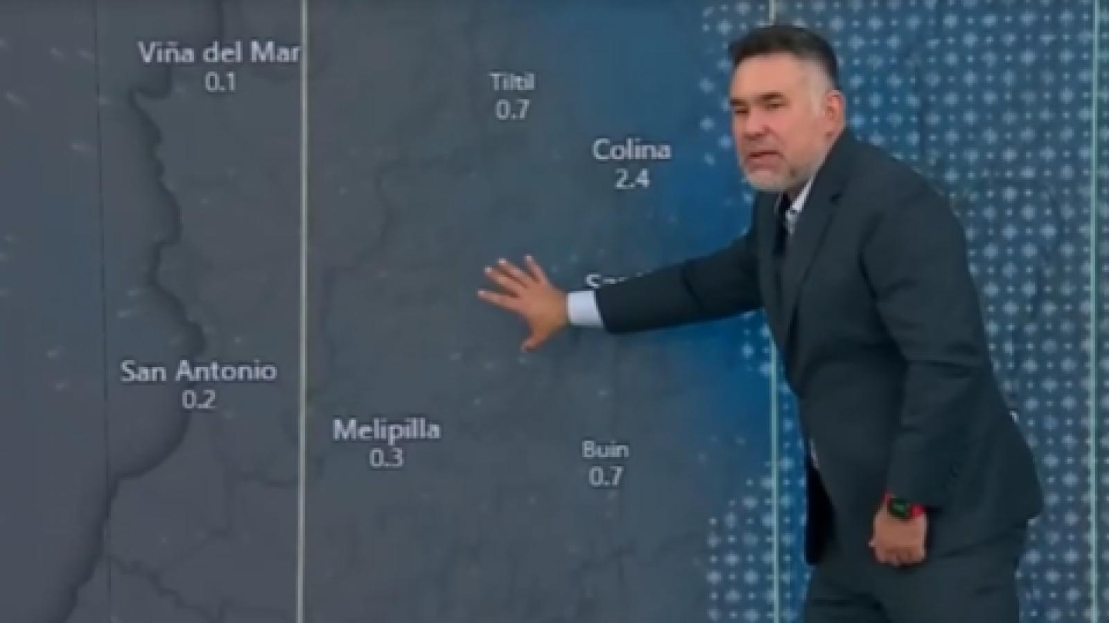  Gianfranco Marcone entregando el pronóstico. 