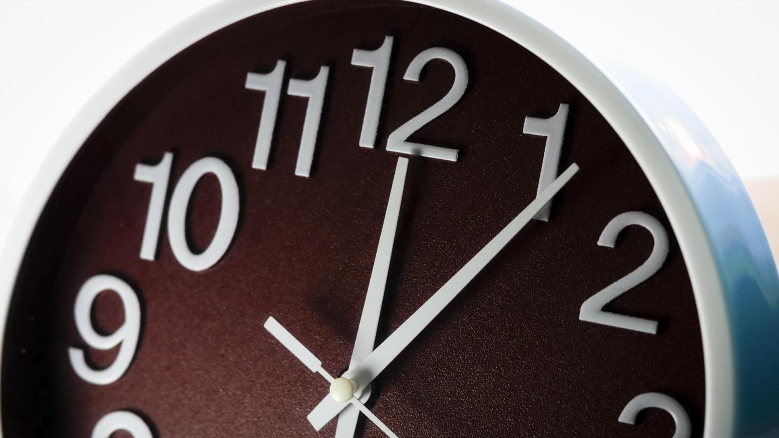 Cambio de hora en Chile - Agencia UNO