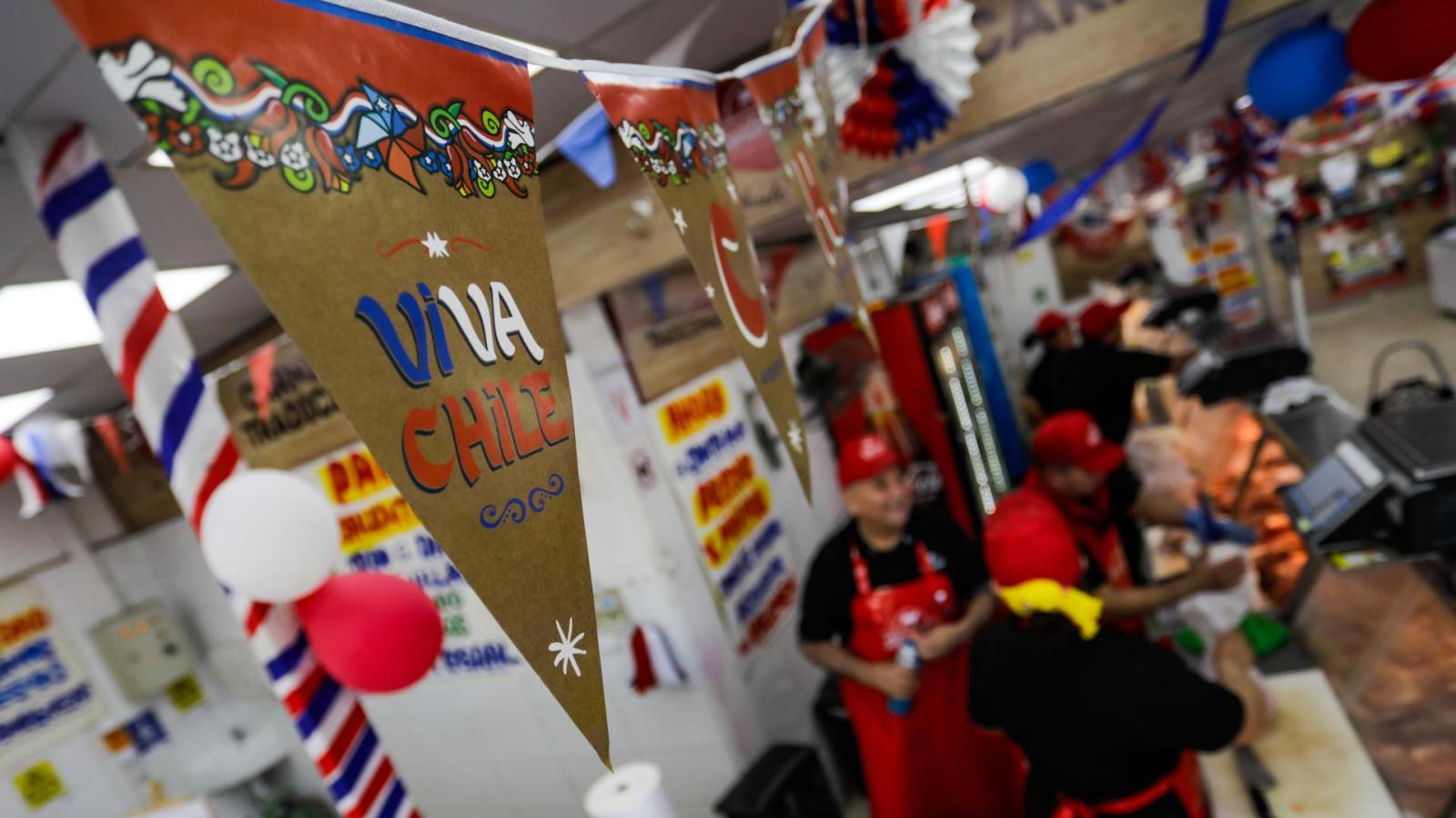 Solo comercios seleccionados estarán abiertos durante estos días - Agencia Uno.